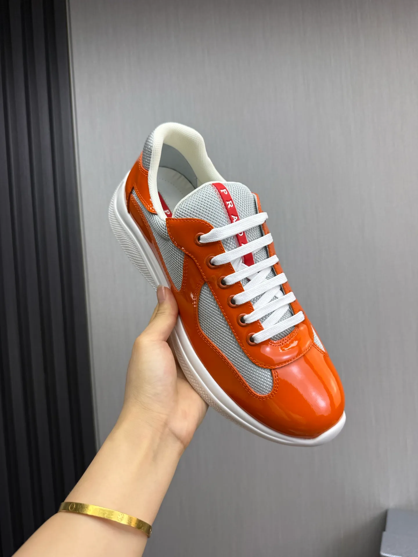 Men's shoes 640💰 [PRADA] Hot selling items🔥Must be recommended every day~~ Official website synchronized, 1:1 high quality shipments✔️ Imported cowhide fabric, rubber material + cowhide lining, original bottom, high-end airplane box packaging🎁 38-45 (38.45 custom-made, non-returnable)